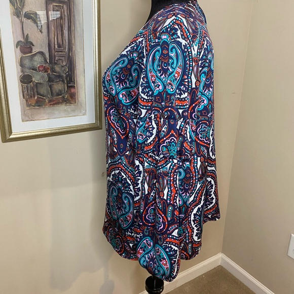 Talbots Vibrant Paisley Top - Picture 2 of 7